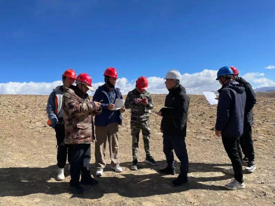 尹舒展无人区 尹舒展无人区