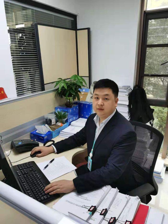 4、刘山良 4、刘山良